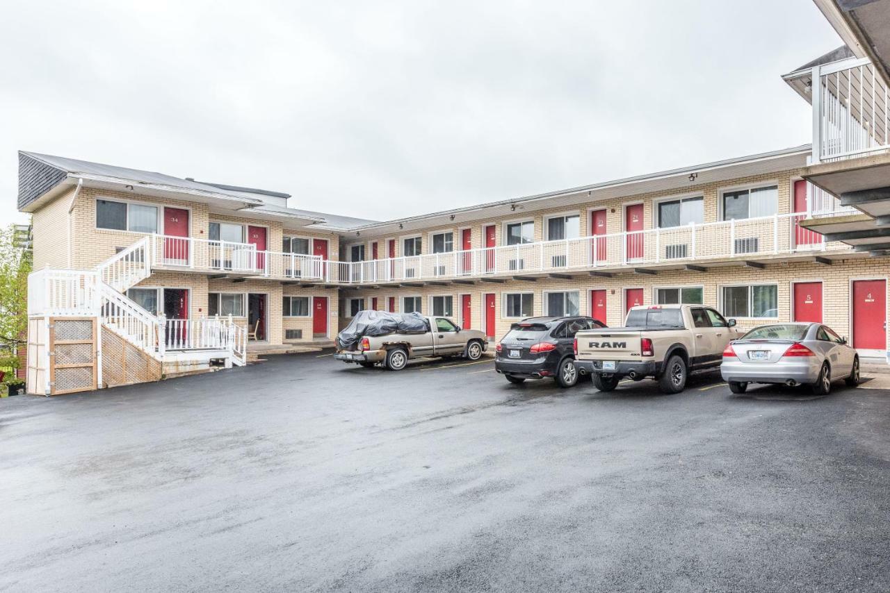 Lake City Motel Дартмут Экстерьер фото