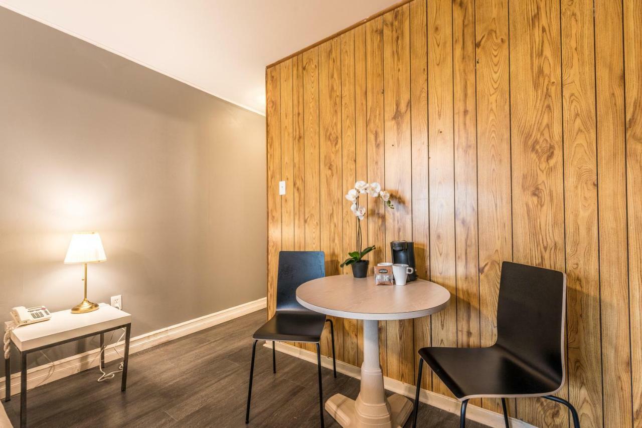 Lake City Motel Дартмут Экстерьер фото